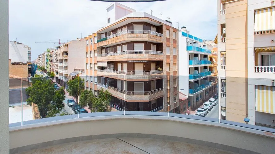 88m² apartment for sale, Torrevieja, Spain No. 1069