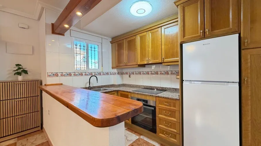 2 bedrooms house for sale, Campoamor, Spain No. 980 № 27