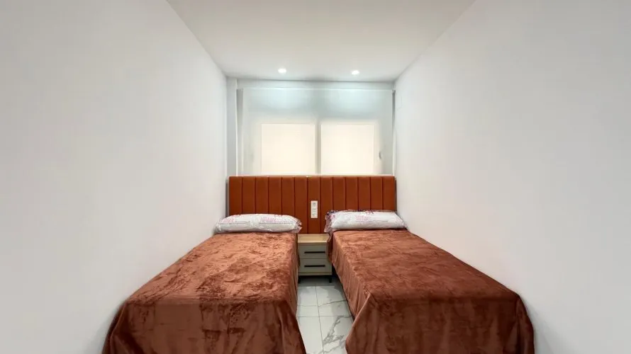 2 bedrooms apartment for sale, Torrevieja, Spain No. 1000 № 15