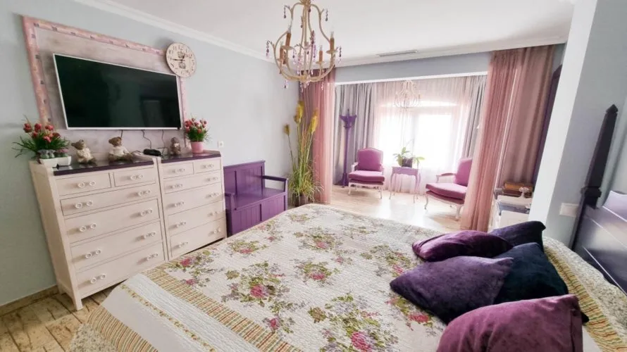 6 bedrooms villa for sale, Moraira, Spain No. 500 № 3