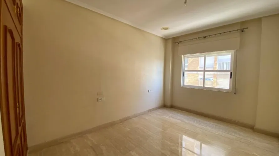 4 bedrooms apartment for sale, Torrevieja, Spain No. 781 № 4