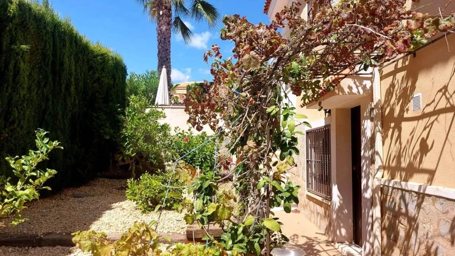 3 bedrooms villa for sale, Ciudad Quesada, Spain No. 492 № 24