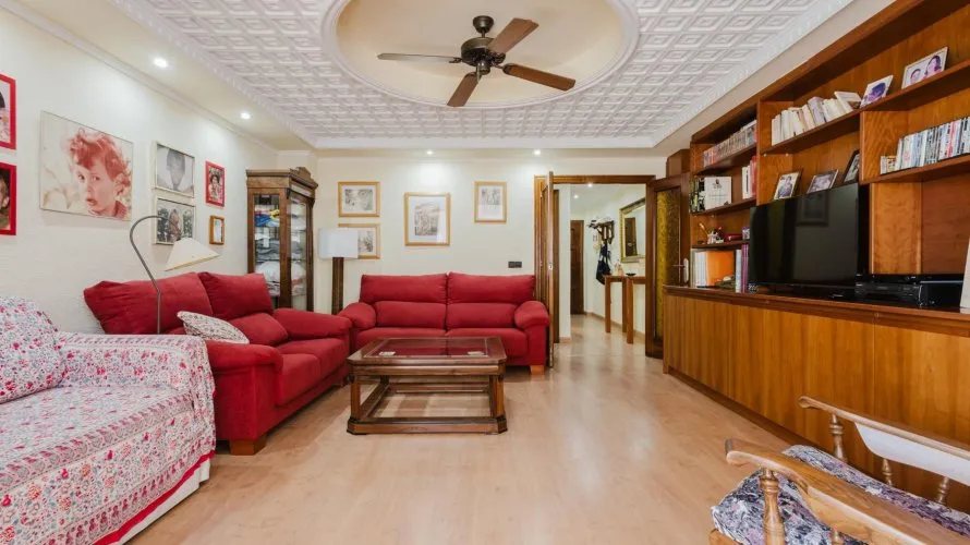100m² apartment for sale, Torrevieja, Spain No. 1055 № 4