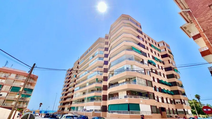 3 bedrooms apartment for sale, La Mata, Spain No. 136 № 28