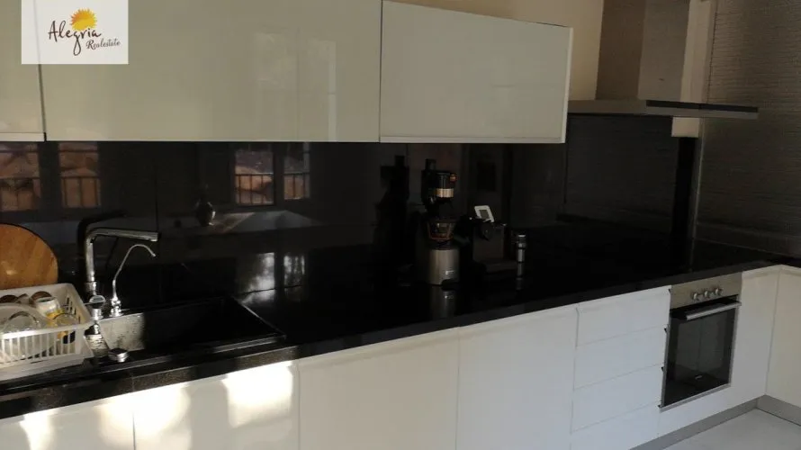 4 bedrooms villa for sale, Finestrat, Spain No. 260 № 15