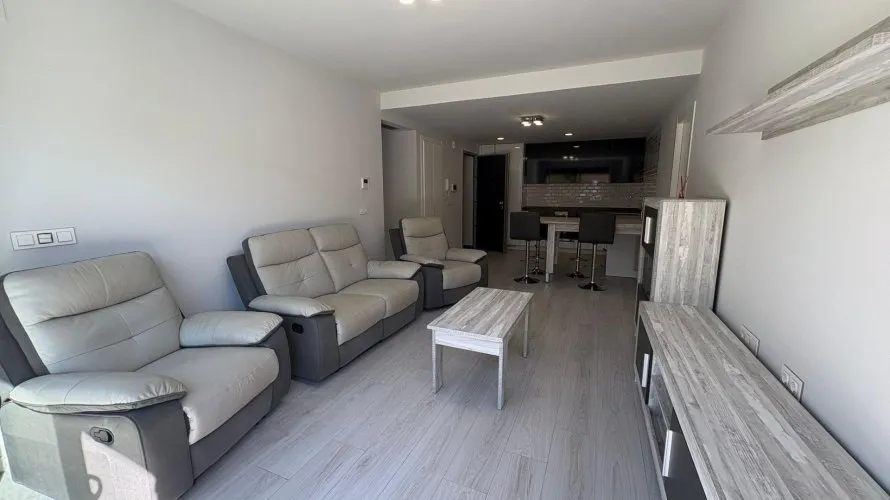 2 bedrooms apartment for sale, Villamartin, Spain No. 1002 № 5
