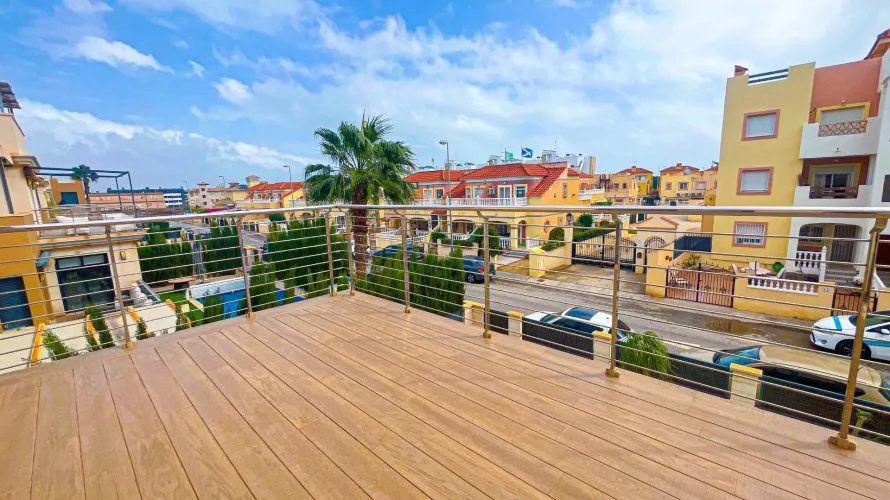 5 bedrooms villa for sale, La Zenia, Spain No. 1270 № 11