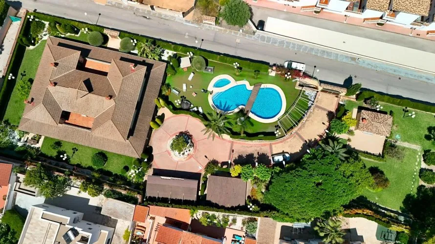 8 bedrooms villa for sale, Calpe, Spain No. 1153 № 23