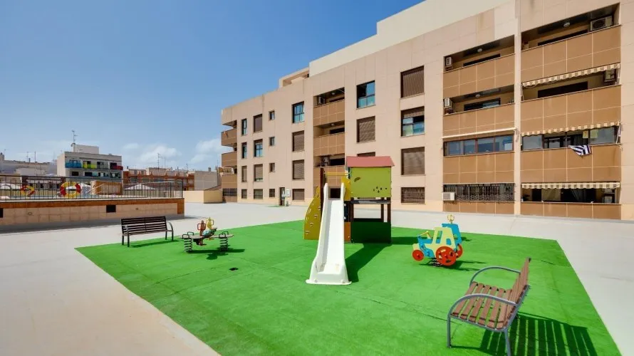 2 bedrooms apartment for sale, Torrevieja, Spain No. 1365 № 20