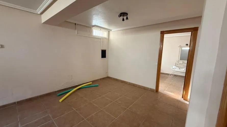 3 bedrooms house for sale, Torrevieja, Spain No. 1052 № 28