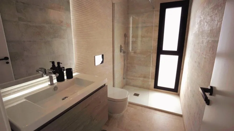 3 bedrooms villa for sale, La Florida, Spain No. 560 № 13