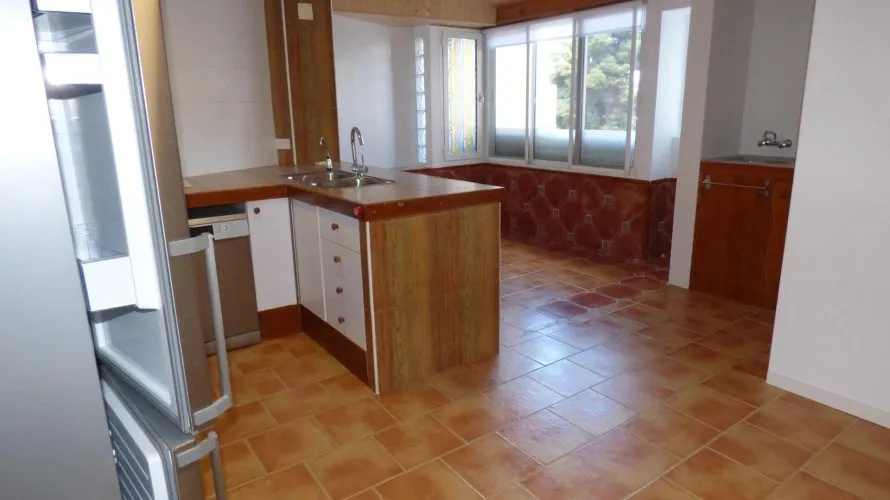 4 bedrooms house for sale, San Juan, Spain No. 711 № 1