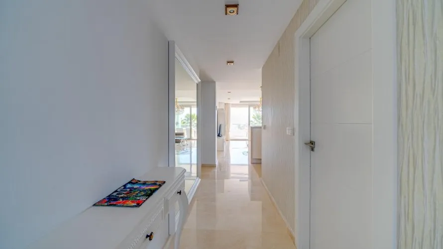 2 bedrooms apartment for sale, Villajoyosa, Spain No. 411 № 16