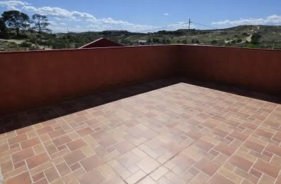 4 bedrooms house for sale, San Juan, Spain No. 711
