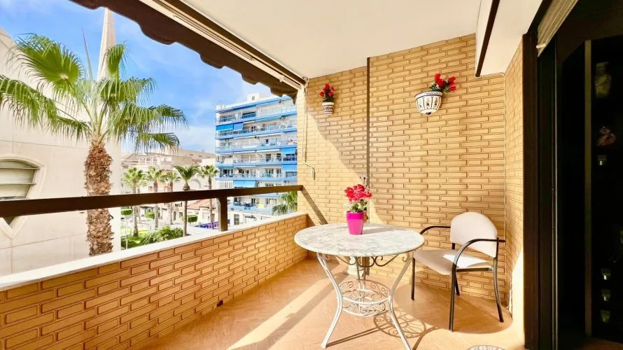 3 bedrooms apartment for sale, Torrevieja, Spain No. 156 № 19