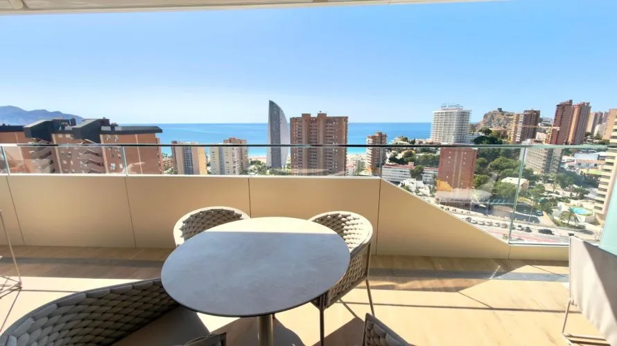 3 bedrooms apartment for sale, Benidorm, Spain No. 1142 № 2