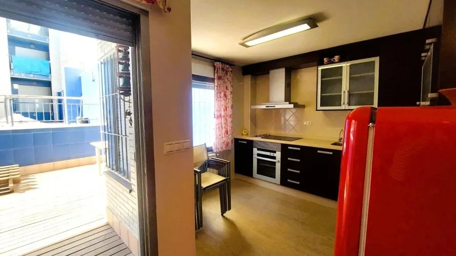 4 bedrooms apartment for sale, Torrevieja, Spain No. 561 № 26