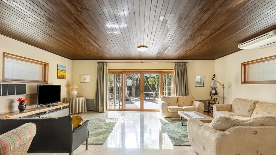 5 bedrooms villa for sale, Campoamor, Spain No. 1017 № 18
