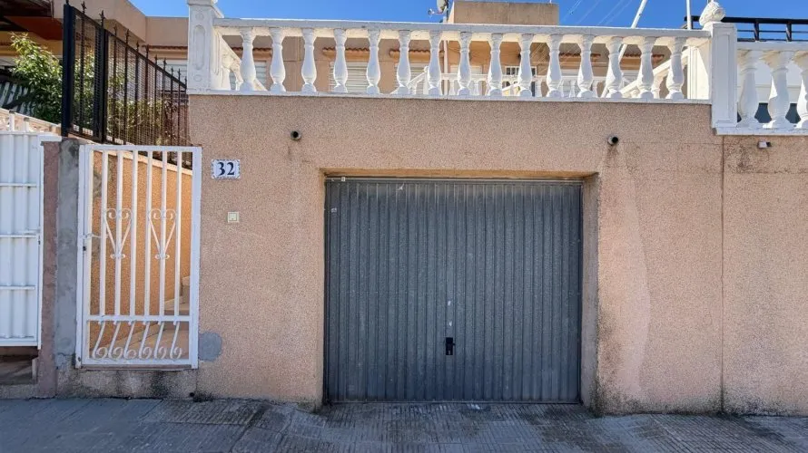 3 bedrooms house for sale, Gran Alacant, Spain No. 1073 № 1