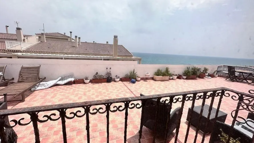 4 bedrooms penthouse for sale, La Mata, Spain No. 469 № 28