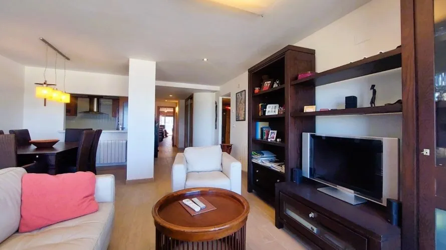 4 bedrooms apartment for sale, Torrevieja, Spain No. 561 № 9