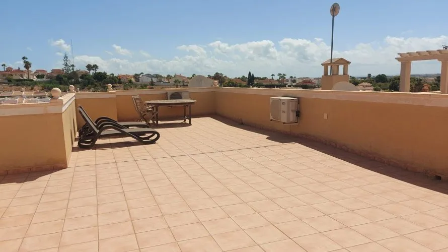 3 bedrooms villa for sale, Ciudad Quesada, Spain No. 492 № 9