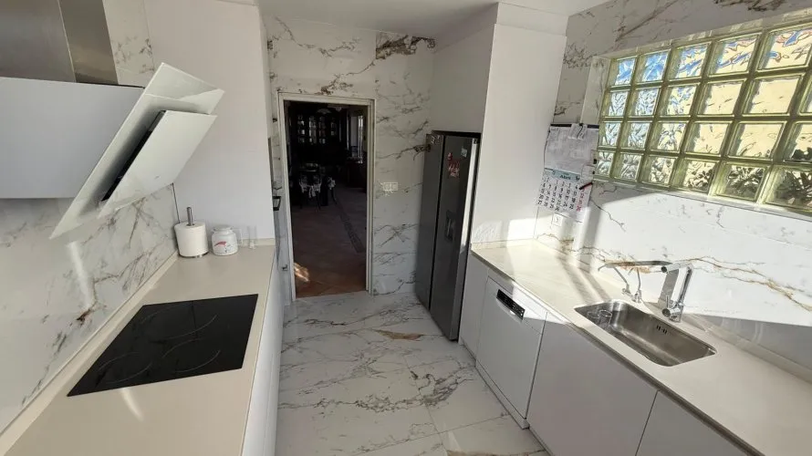 4 bedrooms villa for sale, Villamartin, Spain No. 1097 № 24