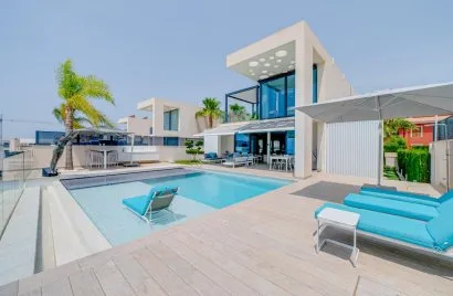 5 bedrooms villa for sale, Finestrat, Spain No. 458