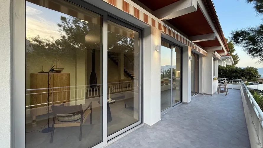 5 bedrooms villa for sale, Cullera, Spain No. 170