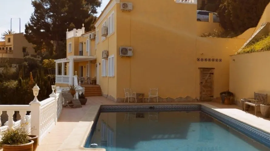 8 bedrooms villa for sale, Maryvilla, Spain No. 408 № 7
