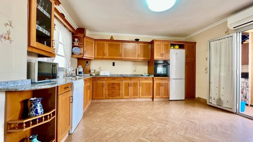 3 bedrooms apartment for sale, Torrevieja, Spain No. 156 № 27