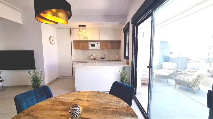 2 bedrooms penthouse for sale, Torrevieja, Spain No. 1184 № 3