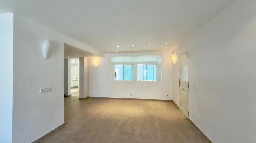 4 bedrooms house for sale, Albir, Spain No. 1165 № 19