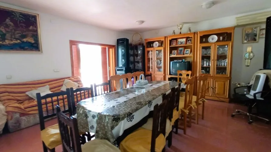 5 bedrooms apartment for sale, Mutxamel, Spain No. 359 № 6