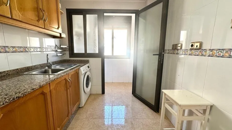 4 bedrooms apartment for sale, Torrevieja, Spain No. 765 № 9