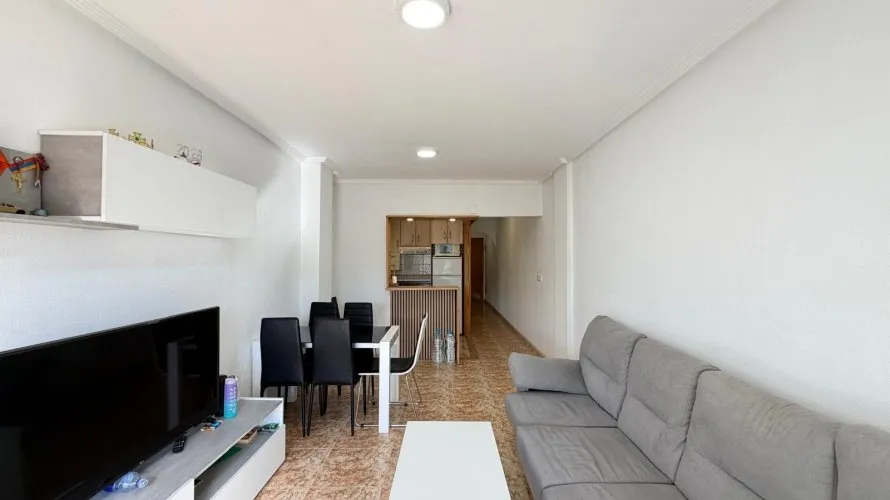 2 bedrooms apartment for sale, Torrevieja, Spain No. 2729 № 11