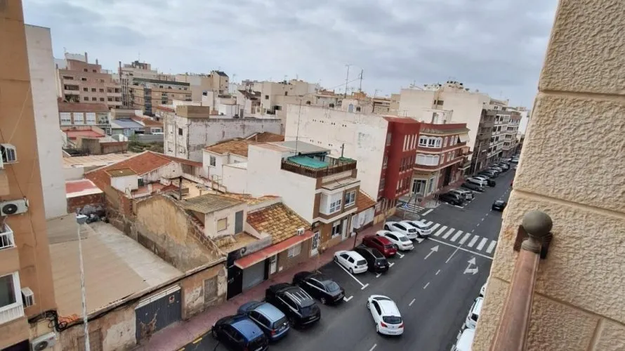 2 bedrooms apartment for sale, Torrevieja, Spain No. 2652 № 10