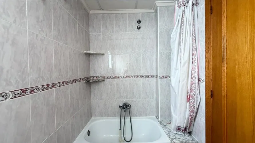 2 bedrooms penthouse for sale, Torrevieja, Spain No. 2630 № 12