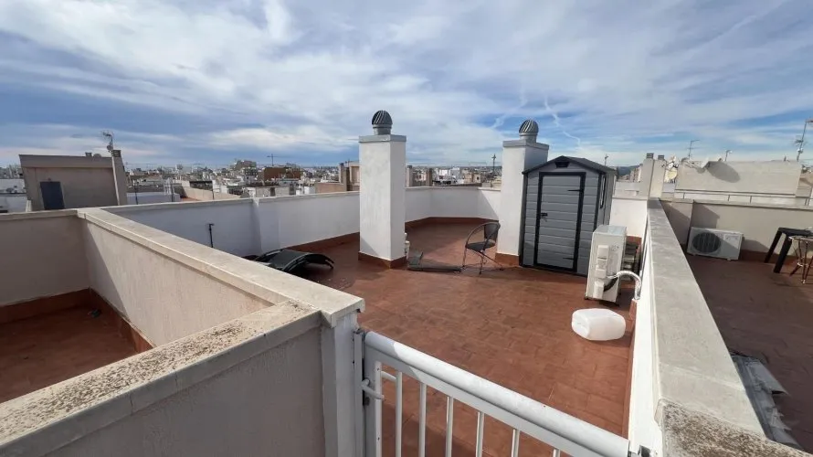 75m² penthouse for sale, Torrevieja, Spain No. 2764 № 1