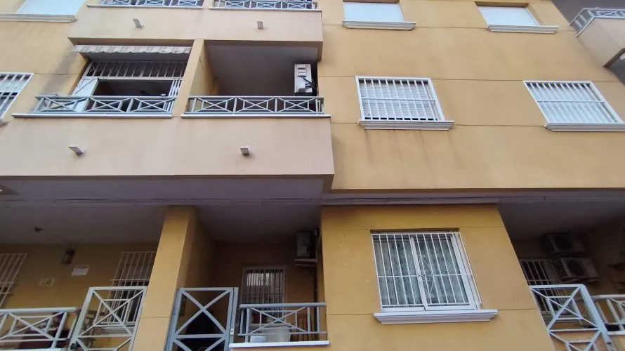 4 bedrooms apartment for sale, Torrevieja, Spain No. 2650