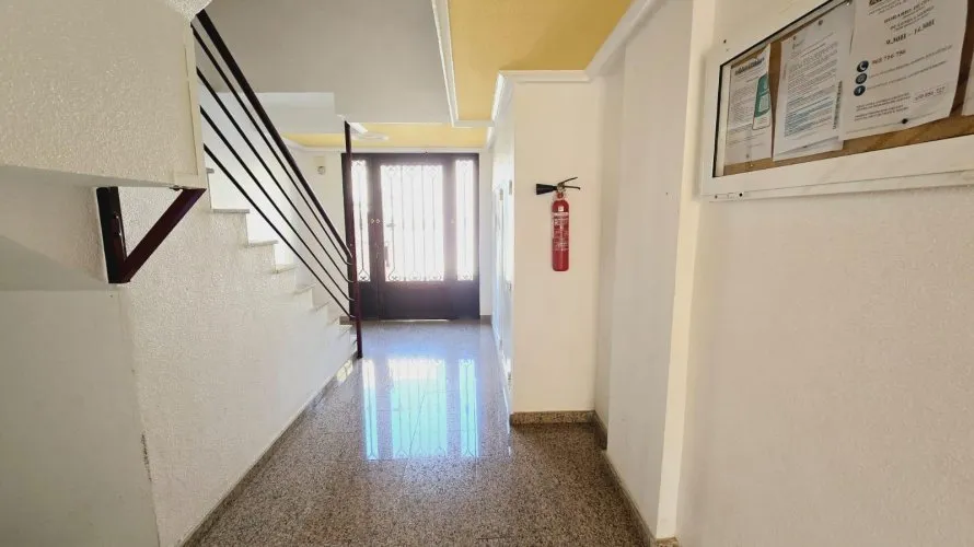 1 bedroom apartment for sale, Nueva Torrevieja, Spain No. 2827 № 2