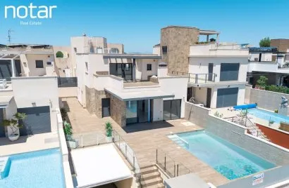 210m² villa for sale, San Miguel de Salinas, Spain No. 1514