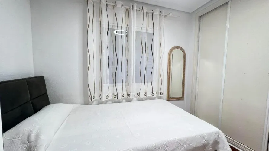 60m² apartment for sale, Torrevieja, Spain No. 2702 № 2