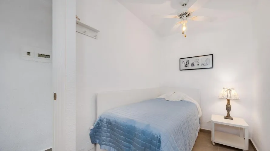 1 bedroom apartment for sale, Torrevieja, Spain No. 2769 № 5