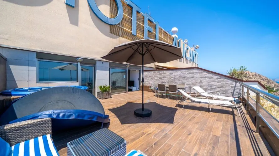 2 bedrooms penthouse for sale, Alicante, Spain No. 1445 № 3
