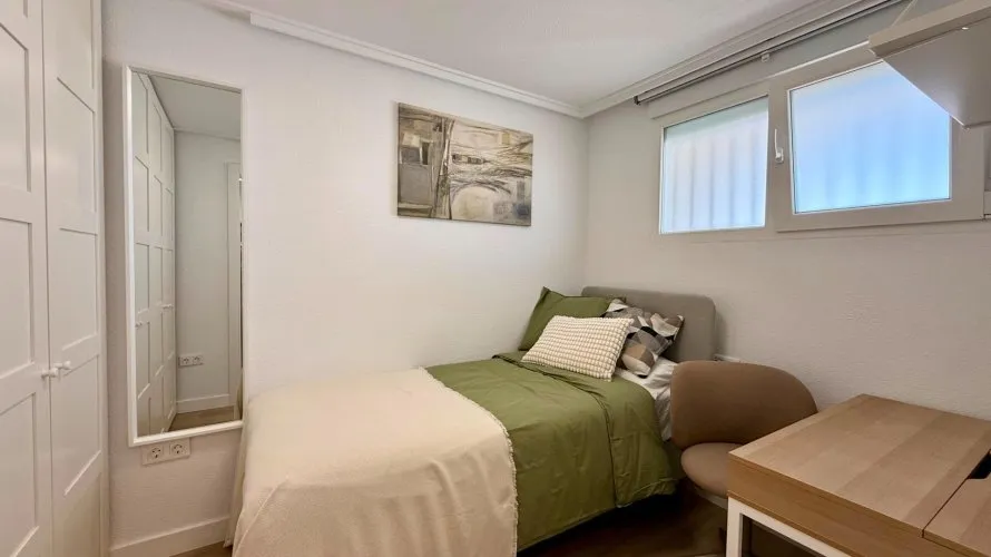 2 bedrooms penthouse for sale, Torrevieja, Spain No. 1454 № 6