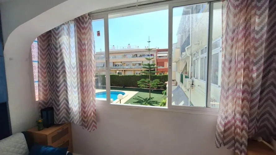 39.99m² apartment for sale, Nueva Torrevieja, Spain No. 2676 № 1