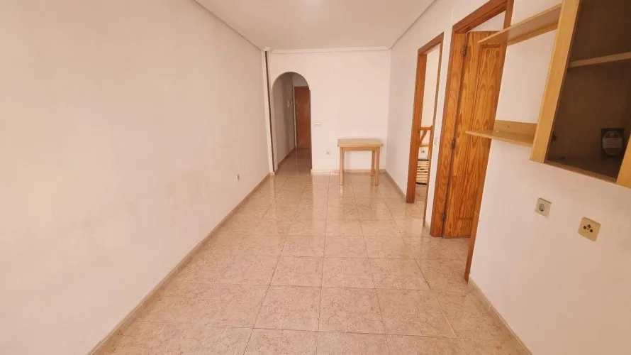 2 bedrooms apartment for sale, Torrevieja, Spain No. 2812 № 9