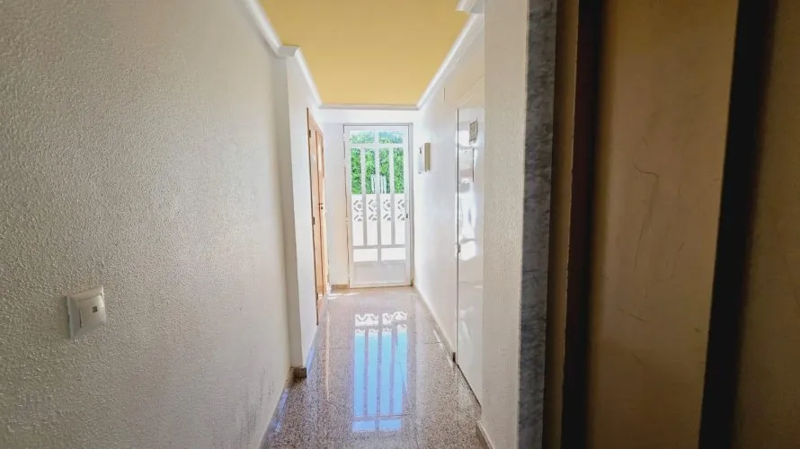 1 bedroom apartment for sale, Nueva Torrevieja, Spain No. 2827 № 3