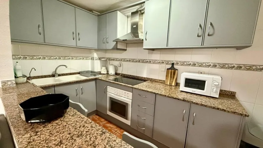 2 bedrooms apartment for sale, Torrevieja, Spain No. 2642 № 7
